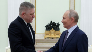 Zelenski acusa al primer ministro eslovaco de querer "ayudar a Putin" tras su visita a Moscú