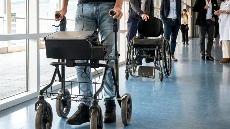 Brain stimulation can help injured people walk: study