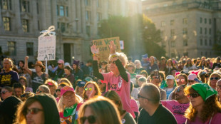 Thousands at US Women's March stress need for abortion rights