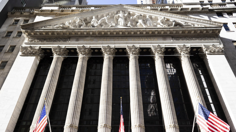 Wall Street apre contrastata, Dj +0,05%, Nasdaq -0,24%