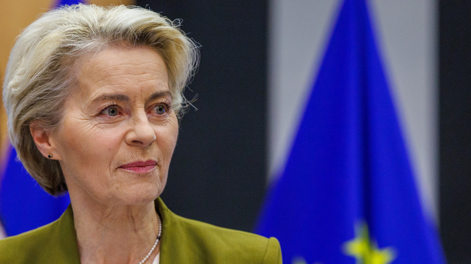 Von der Leyen, 'il G7 è al fianco della coraggiosa Ucraina'