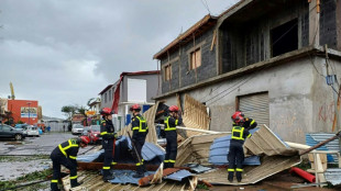 Cyclone: les autorités redoutent des centaines de morts à Mayotte, dévasté