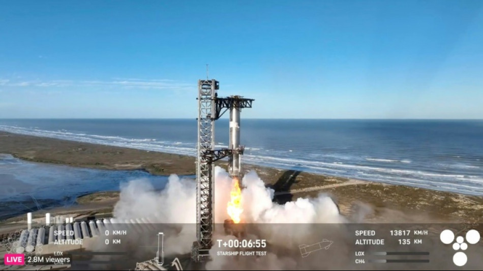 SpaceX catches Starship booster again, but upper stage explodes