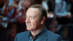 Kevin Spacey comparece ante la justicia británica por agresión sexual a tres hombres