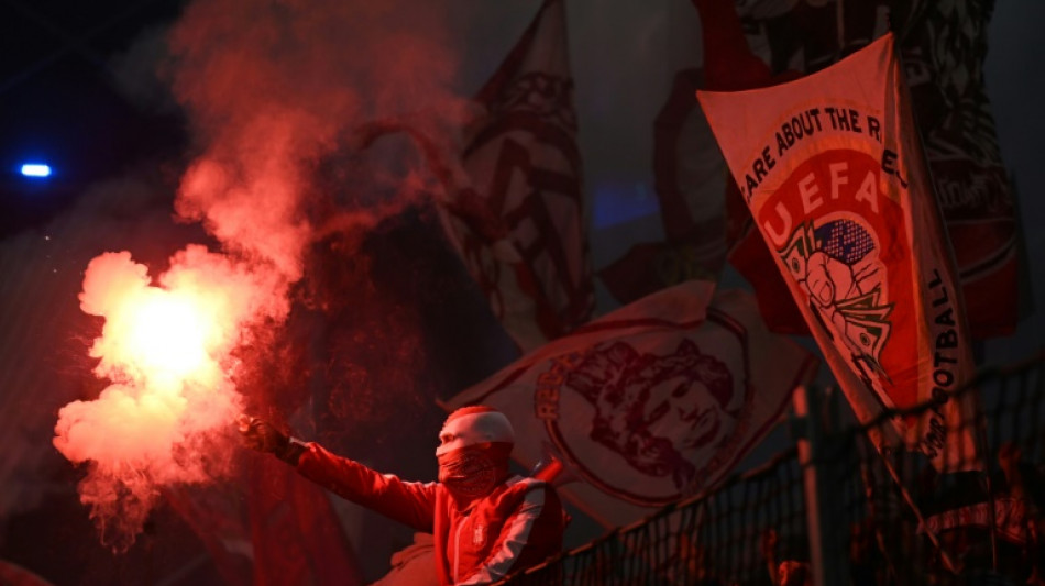 Uefa multa Bayern pelo uso de sinalizadores na Champions