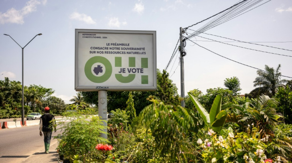  Gabon: ouverture du vote sur la nouvelle Constitution, "tournant majeur" après le putsch 