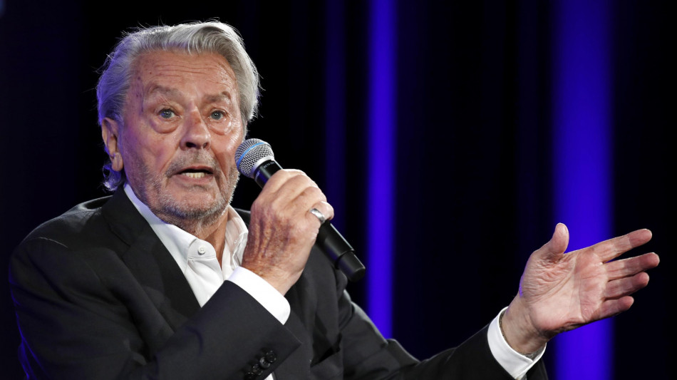 Il linfoma che ha piegato Alain Delon