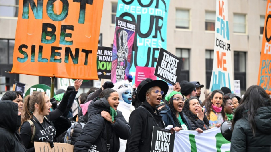  Milhares protestam contra Donald Trump em Washington 