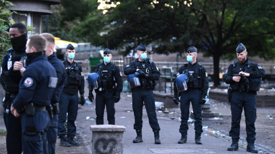 Crack à Paris: évacuation du campement de Forceval par la police 