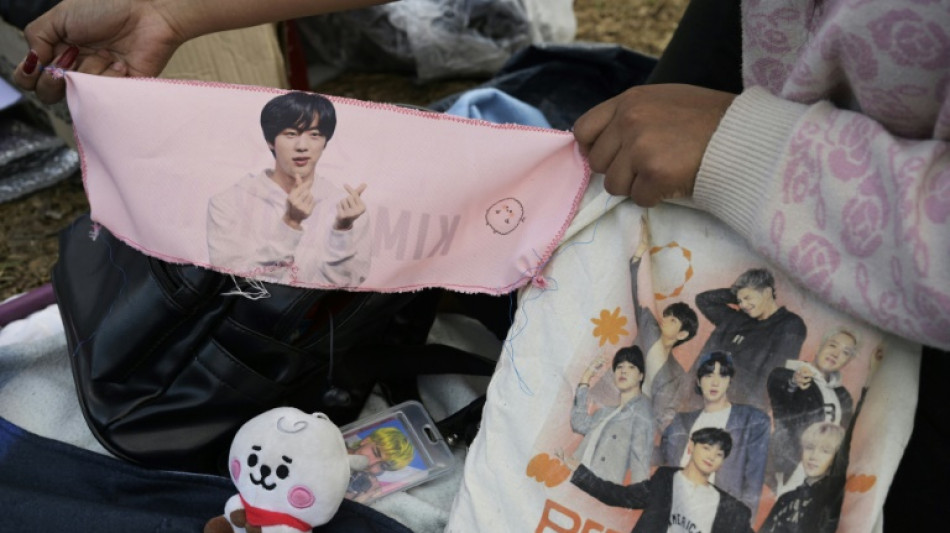 'Ar-JIN-tina'- K-pop star sparks fan craze in Buenos Aires