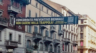 Striscioni a Milano contro concordato biennale, 'una trappola'