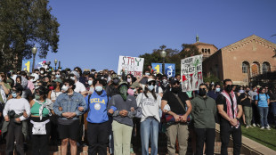 Cnn, decine di manifestanti arrestati in sgombero all'Ucla