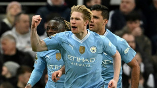 De Bruyne brilha em sua volta e City vence Newcastle de virada