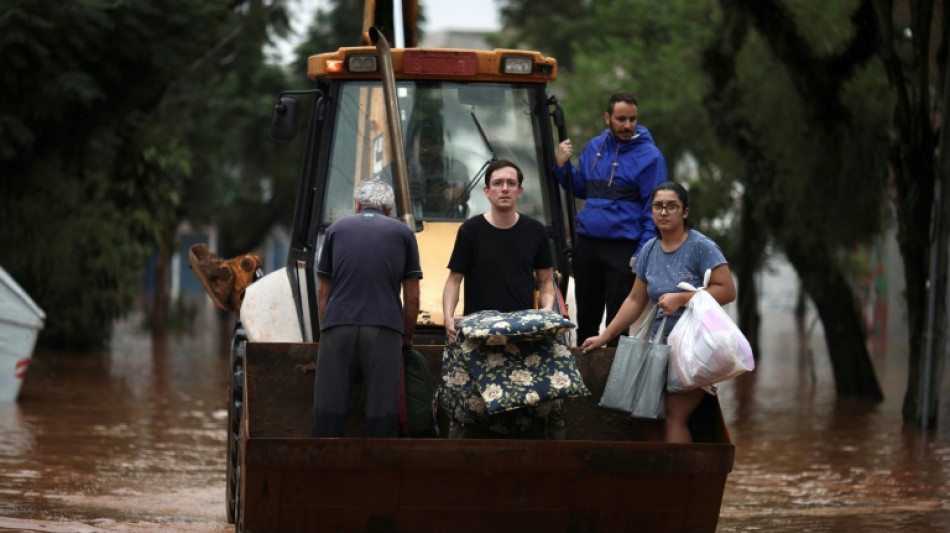 Floods in southern Brazil kill 55, force 70,000 from homes