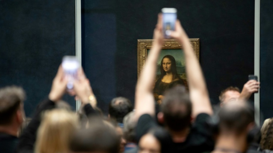 Louvre says Mona Lisa could get a room of her own