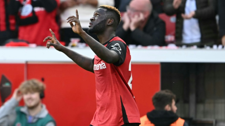 El atacante del Leverkusen Victor Boniface sufre un accidente leve de tráfico