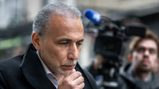 La défense plaide l'acquittement de Tariq Ramadan à son procès en Suisse pour viol