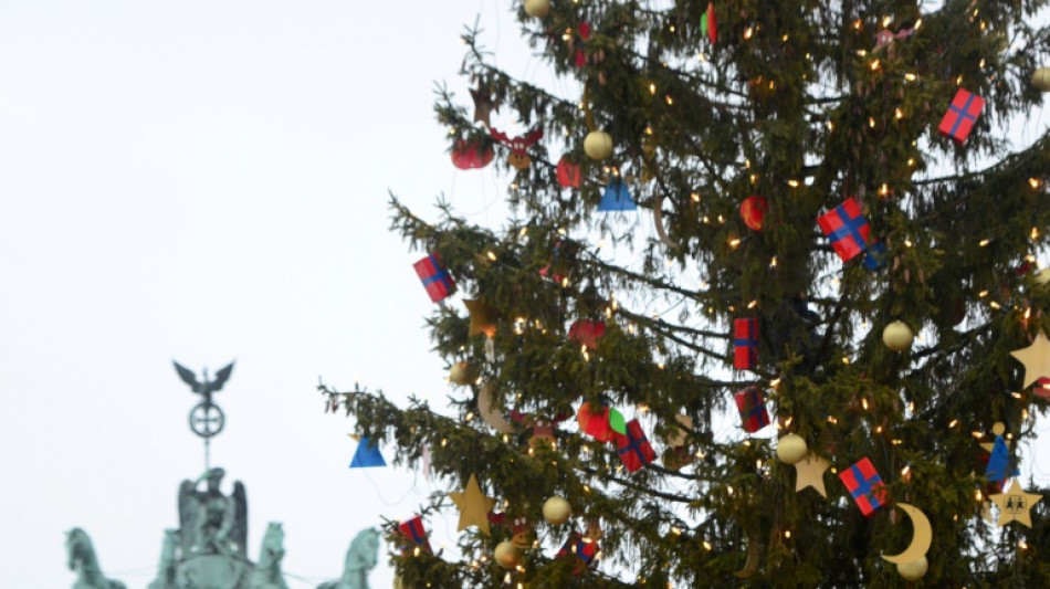 86 Prozent der Tarifbeschäftigten erhalten Weihnachtsgeld - Höhe spürbar gestiegen