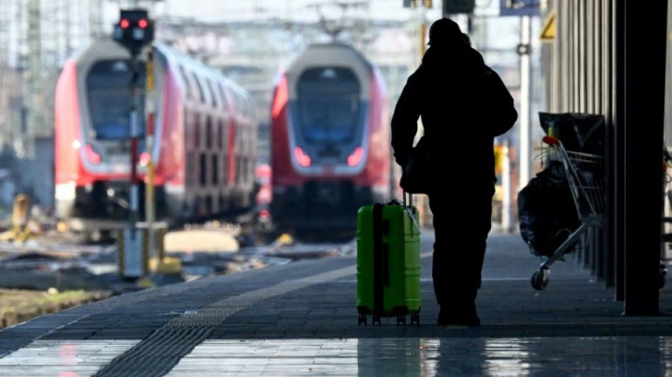 Vorzeitiges Streikende: Züge der Bahn sollen Montag wieder regulär fahren 