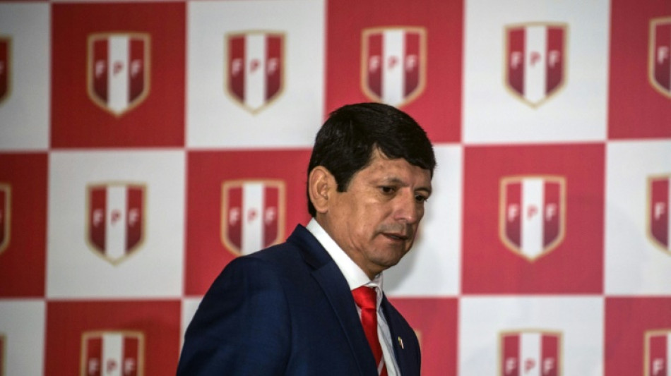 Presidente da Federação Peruana de Futebol é preso por suspeita de corrupção