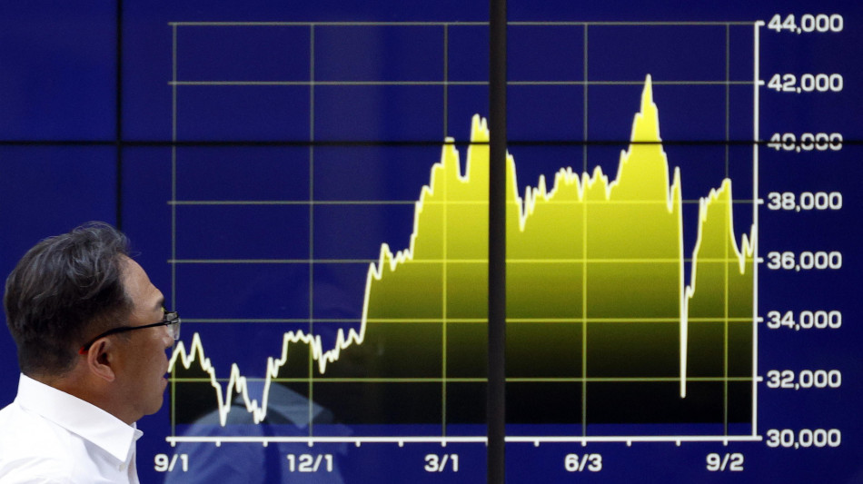  Borsa: Tokyo, apertura in leggero rialzo (+0,26%) 