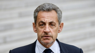 Começa julgamento do ex-presidente francês Sarkozy por financiamento ilegal de campanha