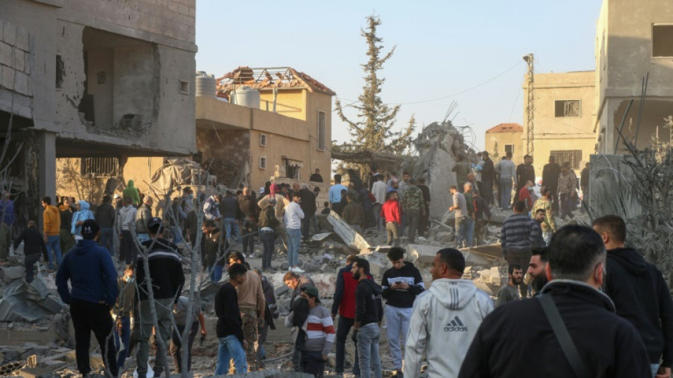  Bombardeio contra centro da Defesa Civil deixa 12 mortos no Líbano 