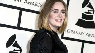 Adele accusata di plagio in Brasile, giudice ordina ritiro brano