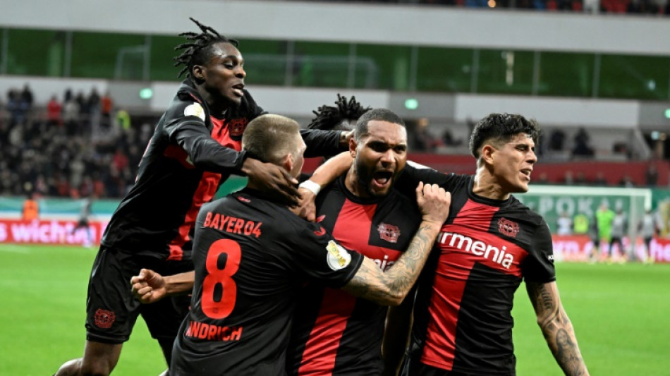 Leverkusen vence Stuttgart de virada no fim e vai às semis da Copa da Alemanha