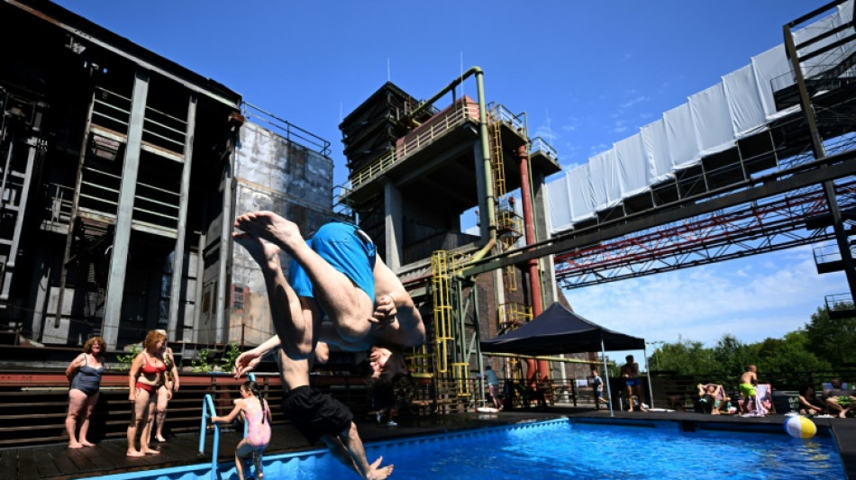 Jahrelange Wartezeiten bei Schwimmkursen für Kinder - DLRG besorgt