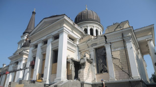 Ukraine : touchée lors d'un bombardement, la cathédrale d'Odessa fragilisée