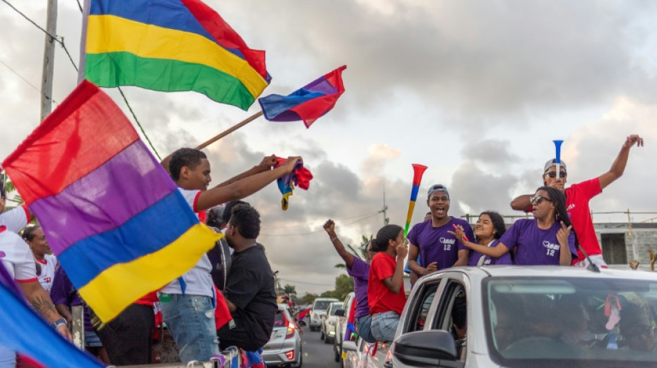  Les Mauriciens ont un nouveau Premier ministre après une victoire éclatante aux législatives 