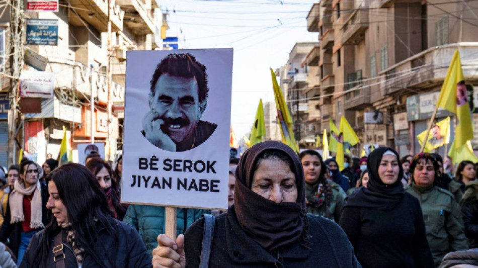  Turquie: un parti pro-kurde rencontre le chef emprisonné du PKK 