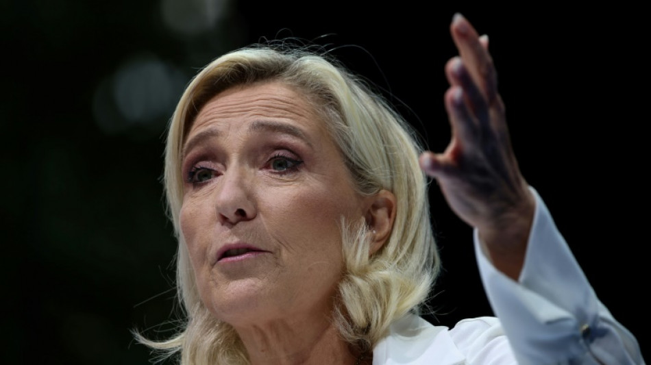 Assistants d'eurodéputés du FN: Marine Le Pen menacée d'un retentissant procès 