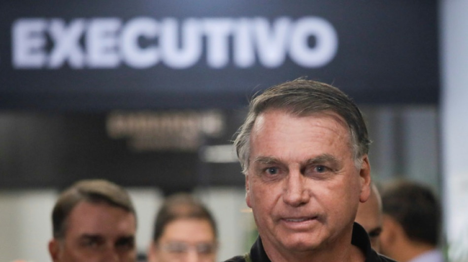  Justiça nega pedido de Bolsonaro para ir à posse de Trump 