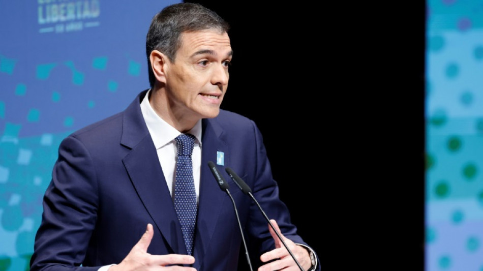  Pedro Sánchez critica Elon Musk e alerta para retorno do fascismo 