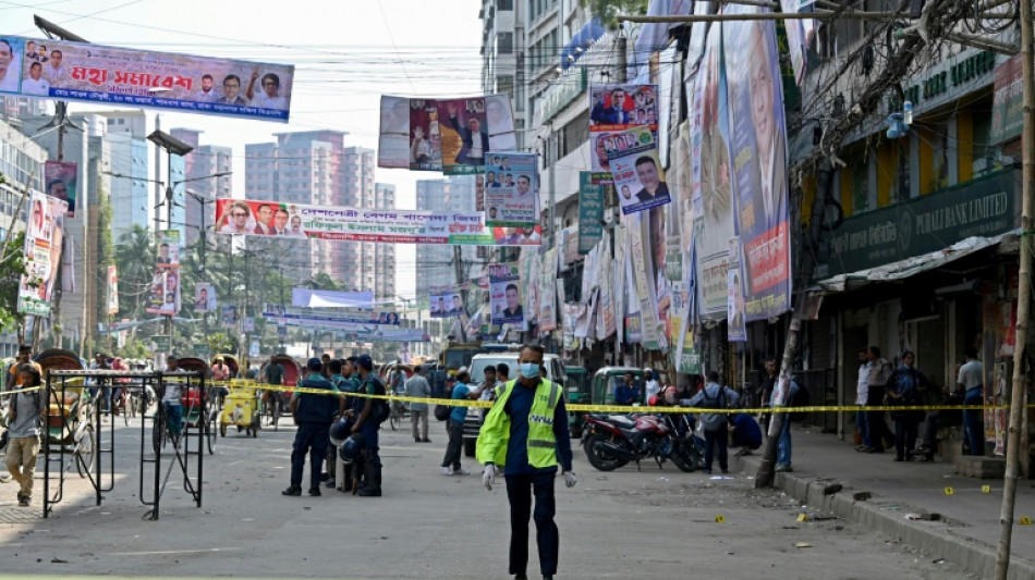 Líder da oposição de Bangladesh é acusado de assassinar policial durante protesto