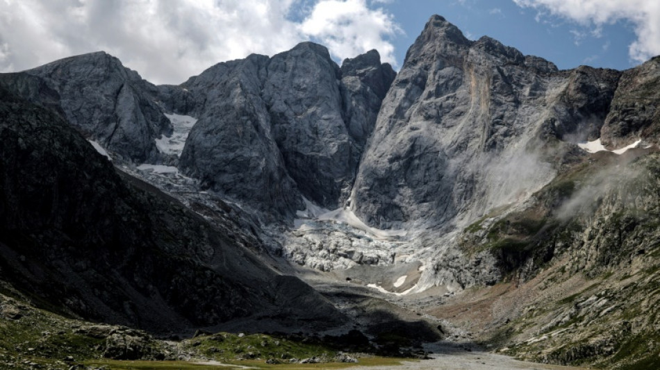 Dans les Pyrénées, les glaciers déposent le bilan