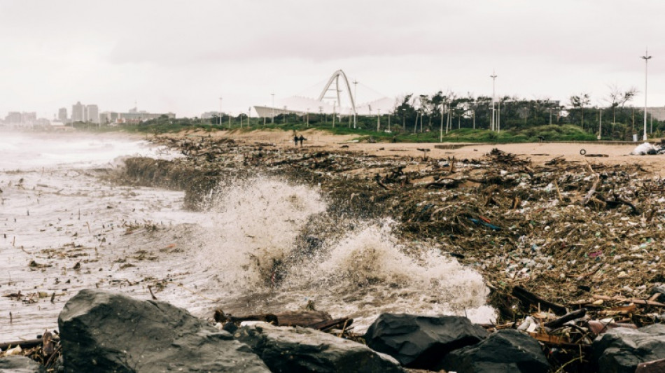 Sudáfrica despliega a 10.000 soldados tras las catastróficas inundaciones