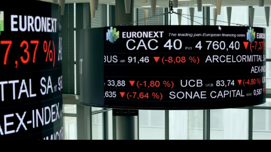 Les Bourses européennes reculent, inquiétudes sur l'IA