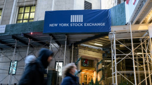 Wall Street en ordre dispersé, se remet doucement d'un indicateur d'inflation