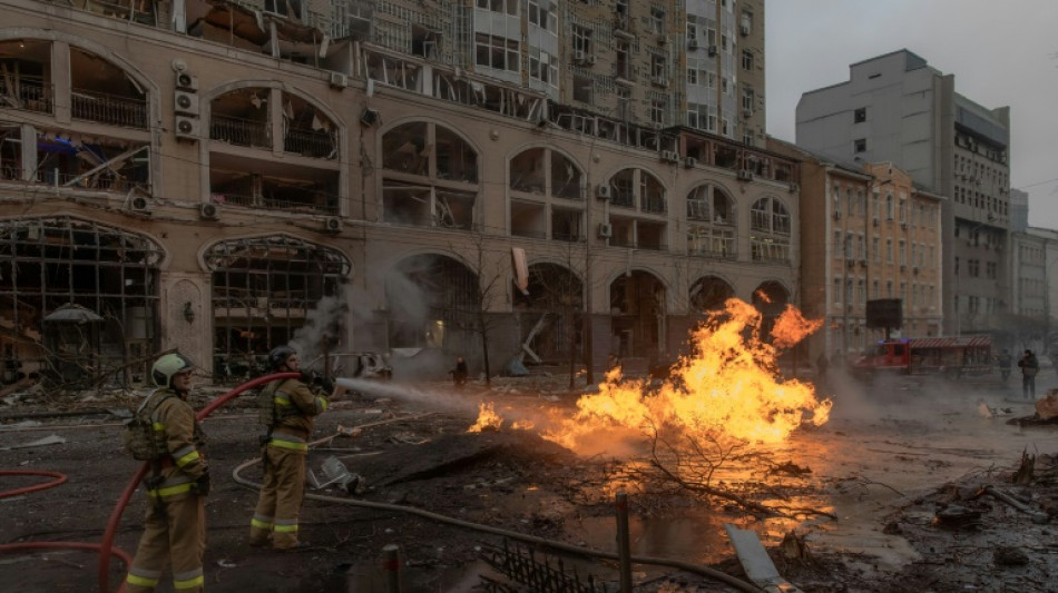 Ataque russo deixa um morto e vários feridos em Kiev