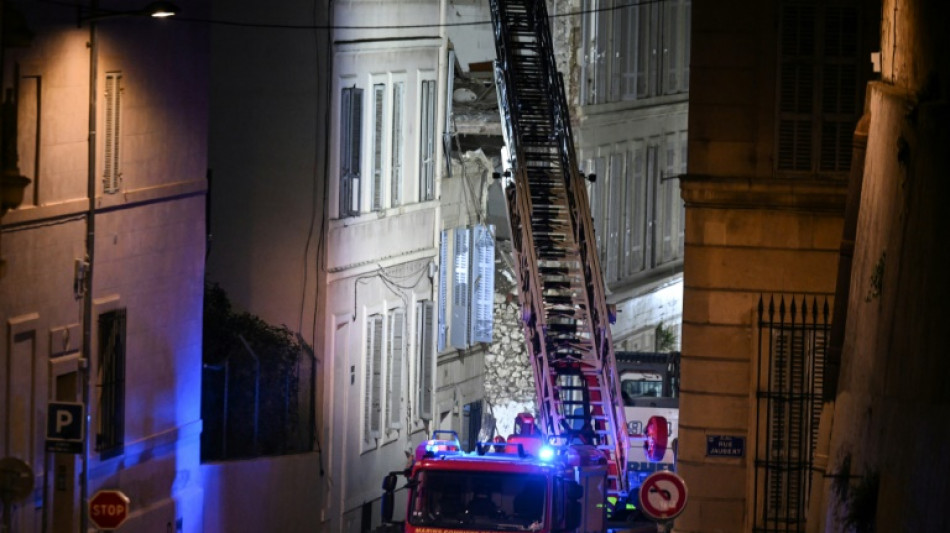 Immeuble effondré à Marseille: après les secouristes, les enquêteurs