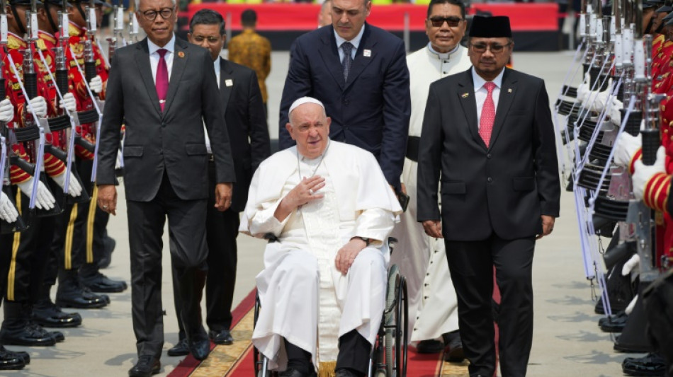 Pope Francis lands in Papua New Guinea