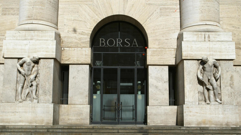  Borsa: Milano +12,6% nel 2024, in luce Mps e Bper 