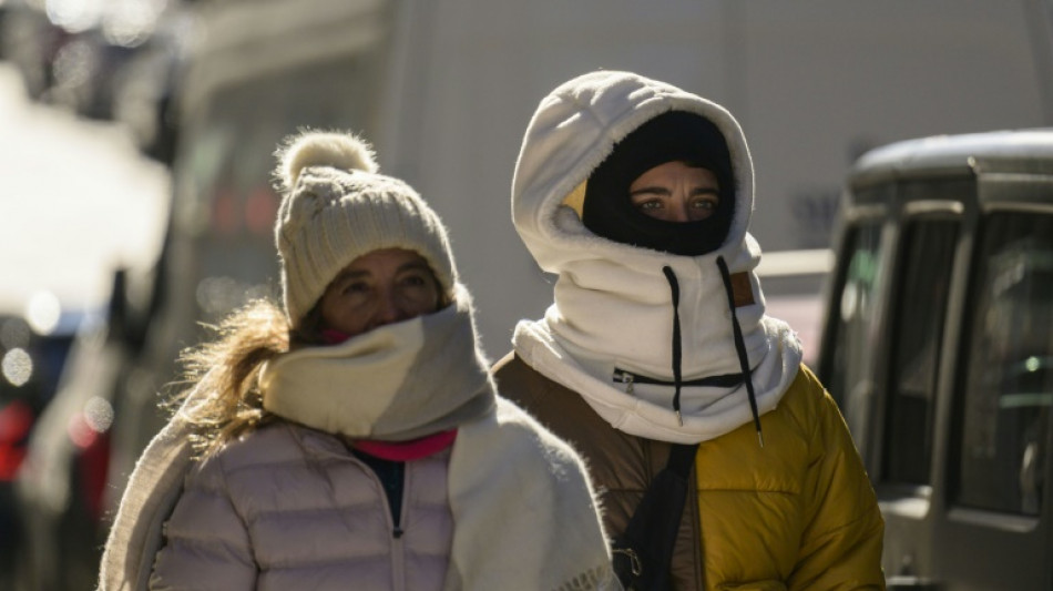 Arctic blast breaks US wind-chill record