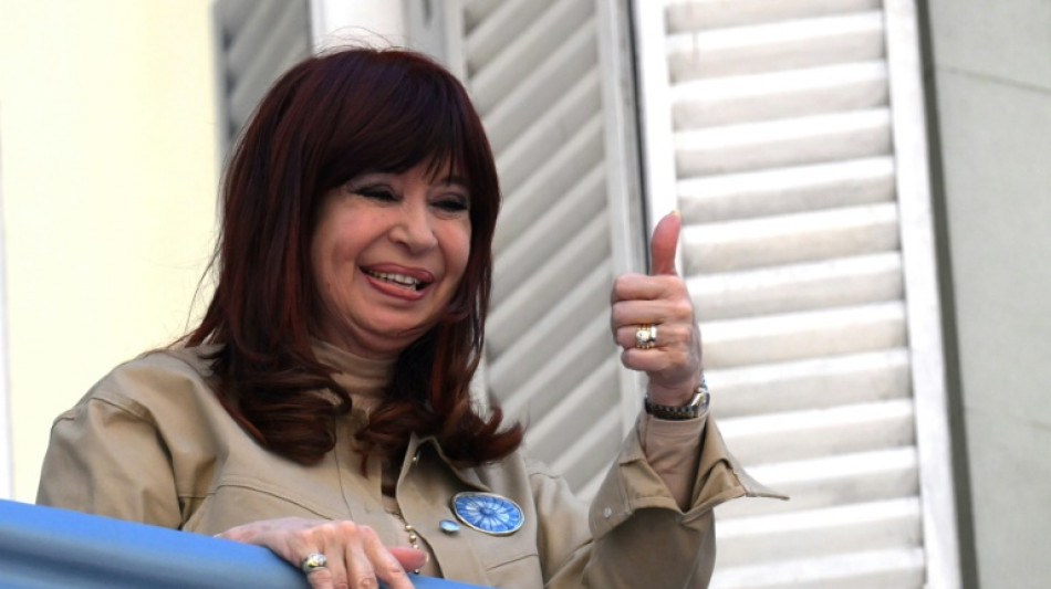 Ex-presidente Kirchner irá a julgamento na Argentina por acobertar iranianos